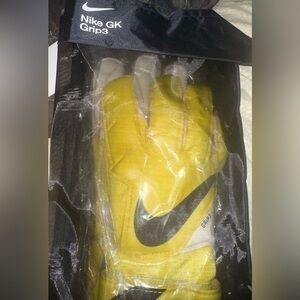 NIKE GK VAPOR GRIP 3 Football / Soccer GOALKEEPER GLOVES Size 8 CN5651-765 NWT
